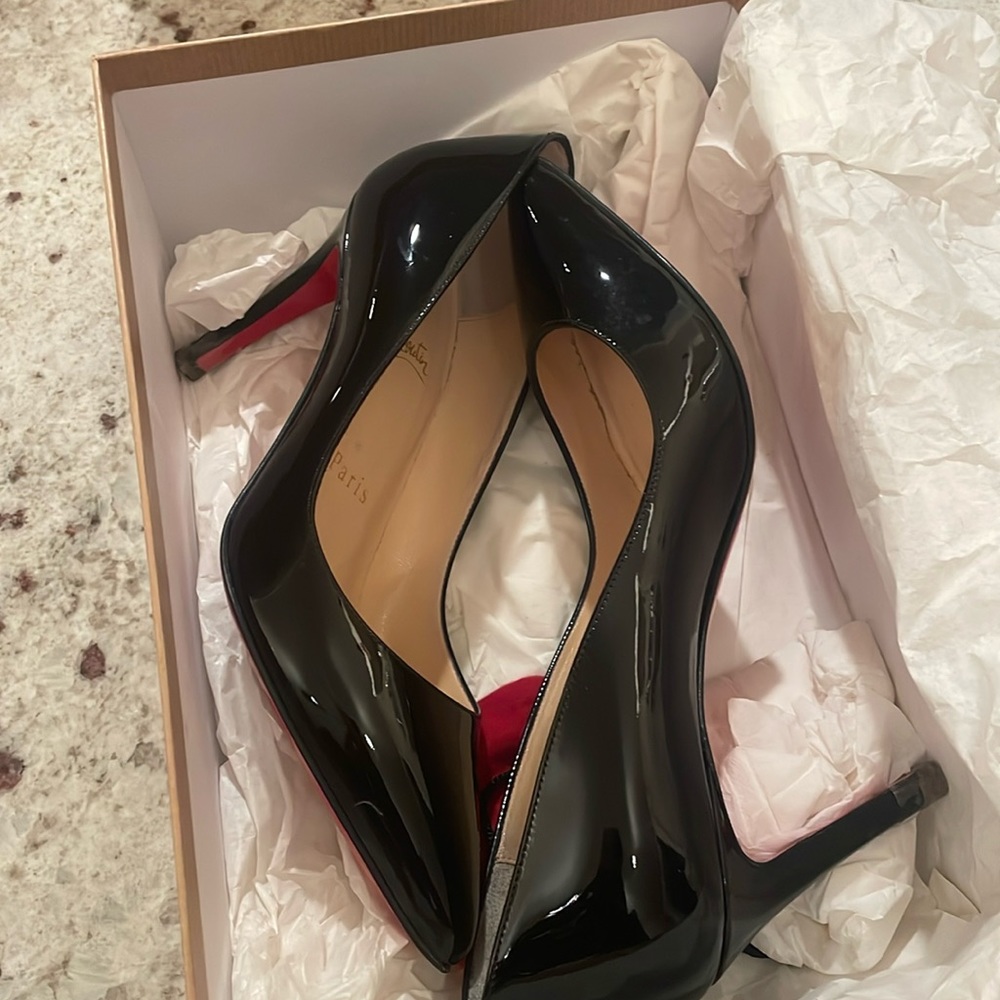 Christian Lou Boutin Kate Pumps